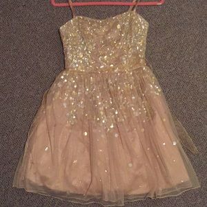 Size 4 Adrianna Papell Cocktail Dress